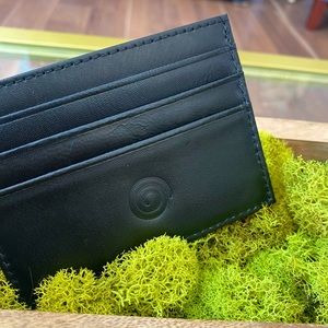 Custom Swirl Card Holder